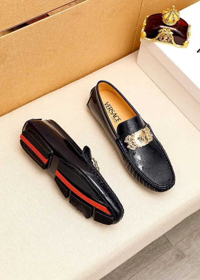 Versace Odissea أسود ذهبي جلد تمساح مصبوغ patent embossed مع buckle Medusa و hardware موسين 9