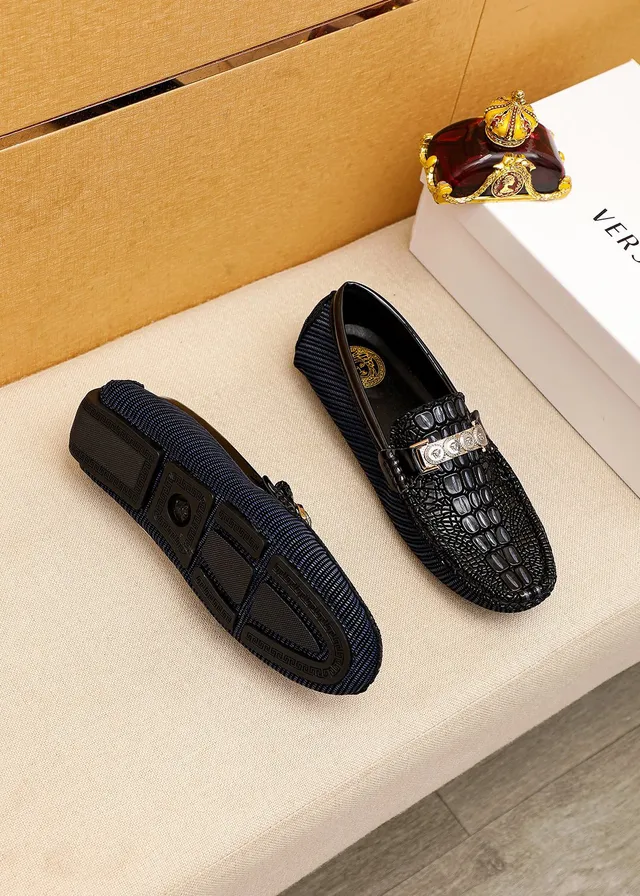 Versace Odissea Black Navy Crocodile-Embossed Leather Ribbed Fabric Sole Loafer 9