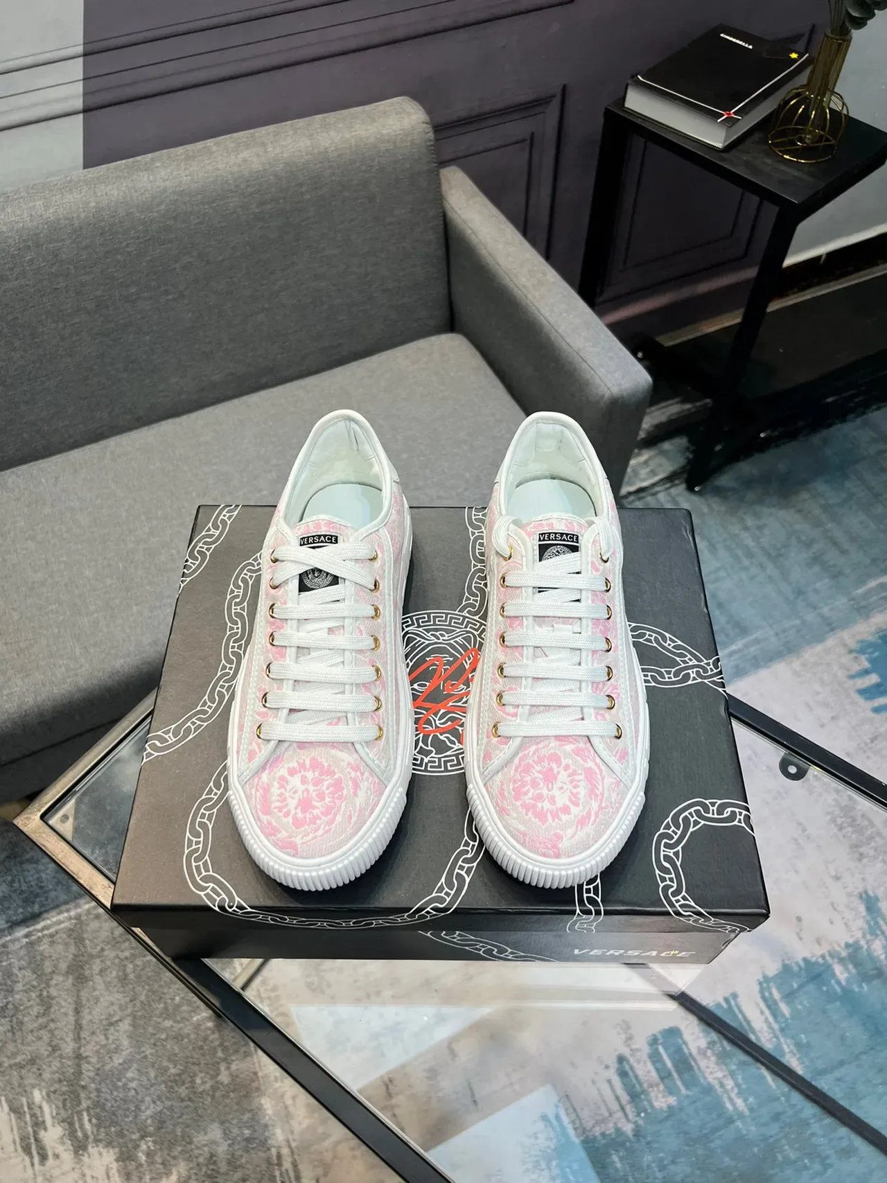Versace Pink White Floral Jacquard Upper Rubber Sole Lifestyle Sneakers 8