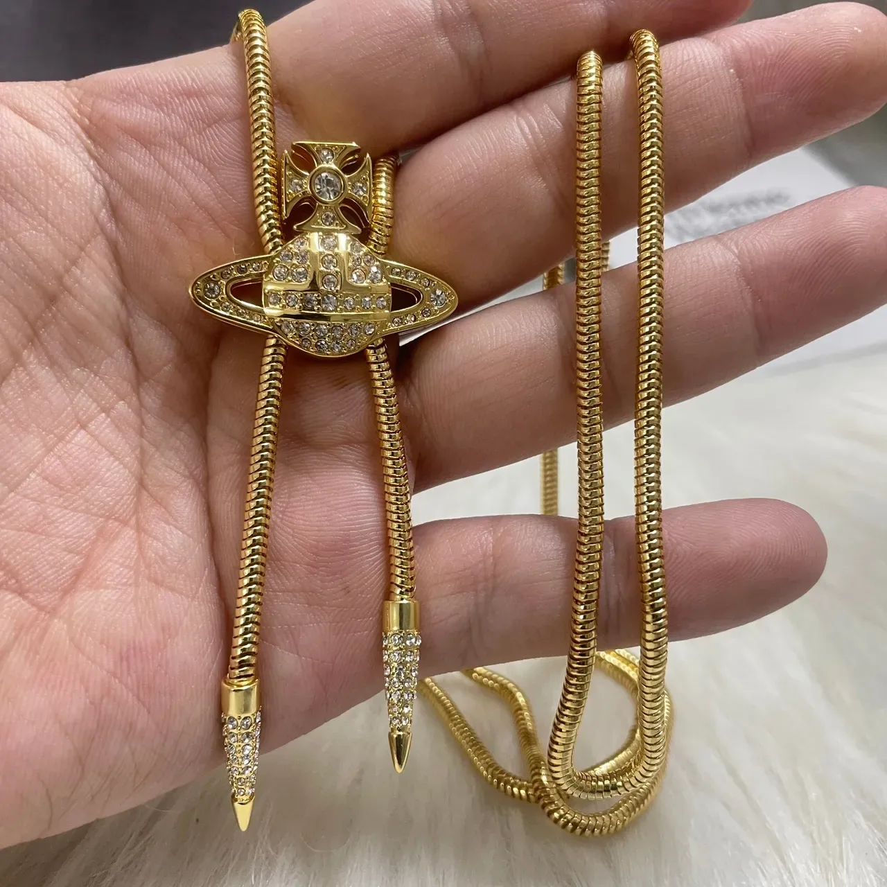 Vivienne Westwood Orb Crystal-Pavé colar bolo 2