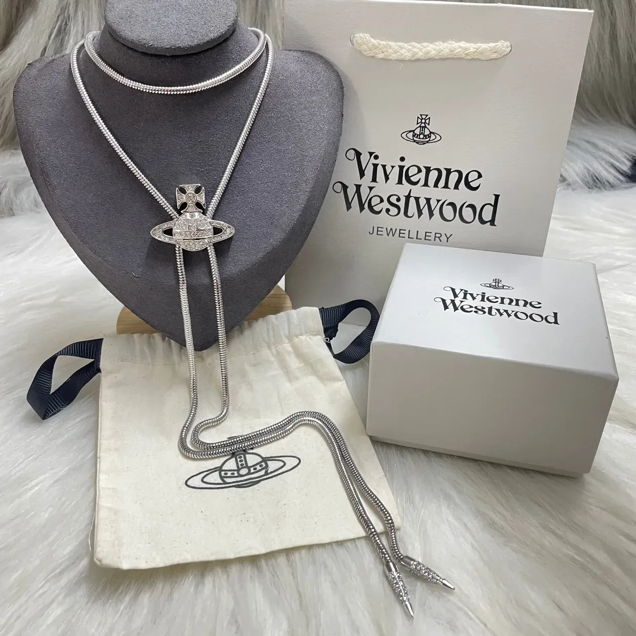Vivienne Westwood Orb Crystal-Pavé colar bolo 5