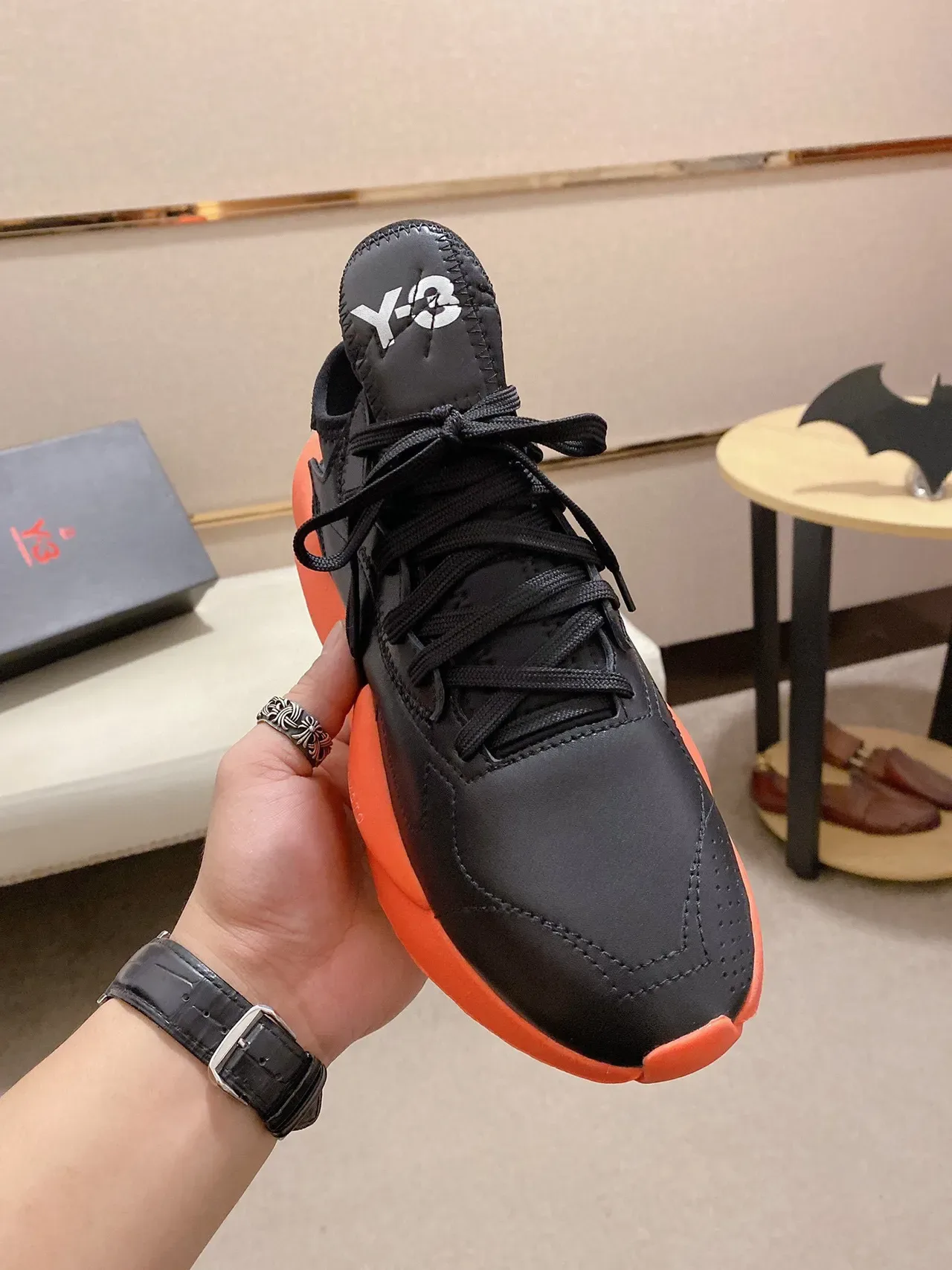 Yohji Yamamoto Chaussures chunky cuir mat noir orange semelle sculptée midsole 9