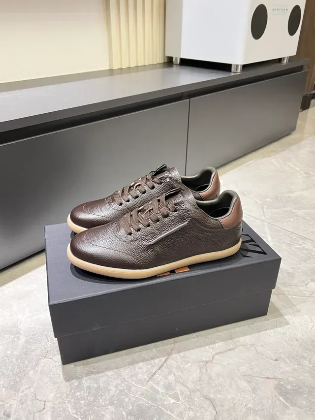 Zegna Marron Beige Cuir Pebbled Semelle Gomme Sneakers Lifestyle 4