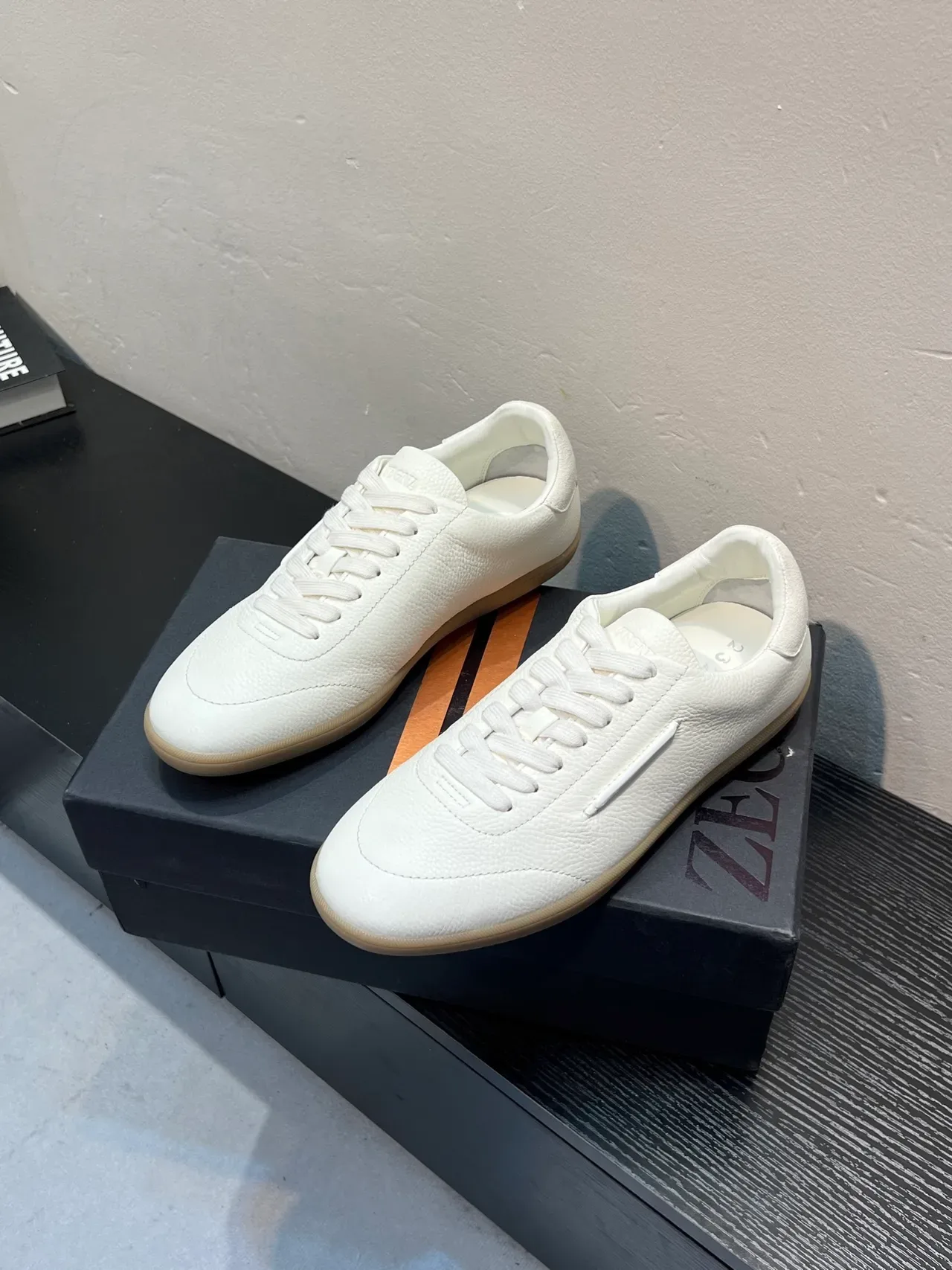 Zegna 白色纹理皮革生活方式运动鞋 3