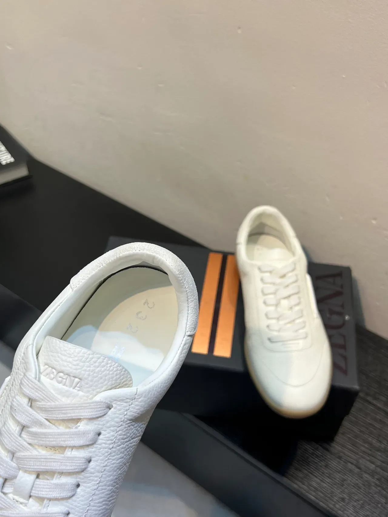 Zegna 白色纹理皮革生活方式运动鞋 7