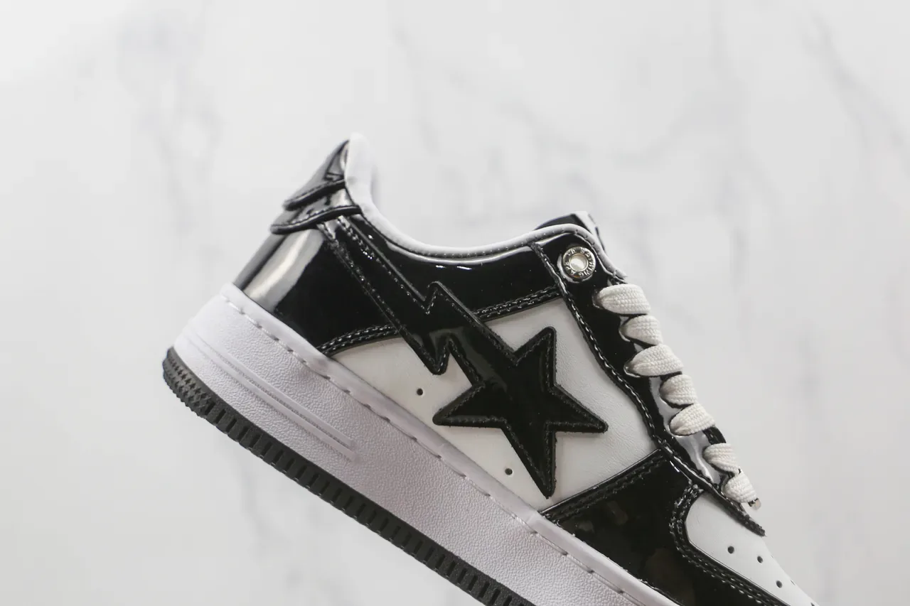 A Bathing Ape BAPE STA Sneakers Lifestyle Negro y Blanco Brillante 5