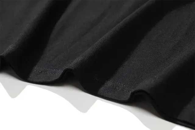 تيشيرت جرافيك بشعار جرافيتي A Bathing Ape 7