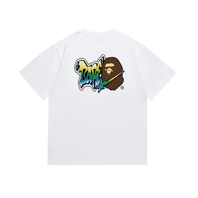 تيشيرت جرافيك بشعار جرافيتي A Bathing Ape 11