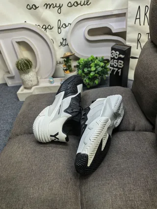 Adidas Bege Preto Midsole Malha E Recobrimento Sintético Superior Tênis Chunky 6