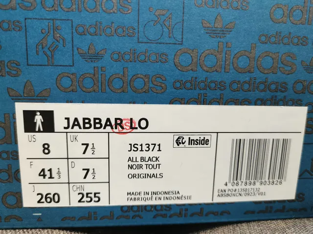 Adidas 黑色米色麂皮鞋面 奶油内衬 生活方式运动鞋 2