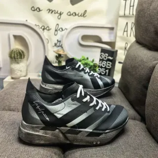 Adidas أسود رمادي غير مكتمل غير متناظر بانلينج حذاء أسلوب الحياة