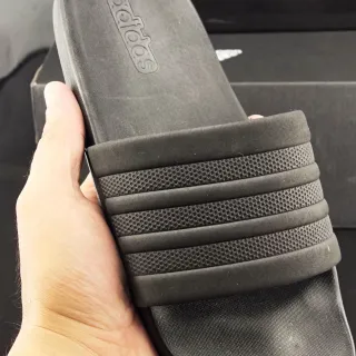 Adidas Black Monochrome Three-Stripe Strap Slippers