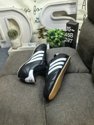 Adidas Preto Branco Couro Superior Tapa Dedo Quilted Tênis Lifestyle 6
