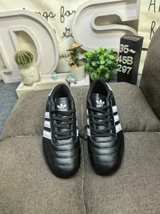 Adidas Preto Branco Couro Superior Tapa Dedo Quilted Tênis Lifestyle 10