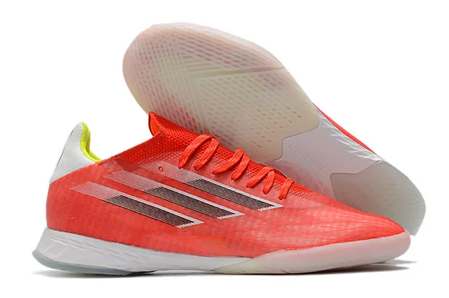 Adidas أحذية كرة القدم الداخلية بصمامة زرقاء وردية من الخياطة منخفضة silhouette 2