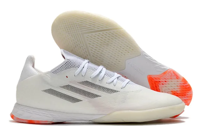 Adidas أحذية كرة القدم الداخلية بصمامة زرقاء وردية من الخياطة منخفضة silhouette 9
