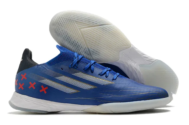 Adidas أحذية كرة القدم الداخلية بصمامة زرقاء وردية من الخياطة منخفضة silhouette 11