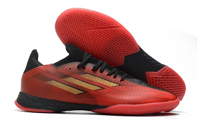 Adidas أحذية كرة القدم الداخلية بصمامة زرقاء وردية من الخياطة منخفضة silhouette 18