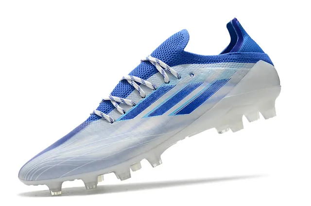 Adidas 蓝粉低帮针织面不对称系带硬地足球鞋 7