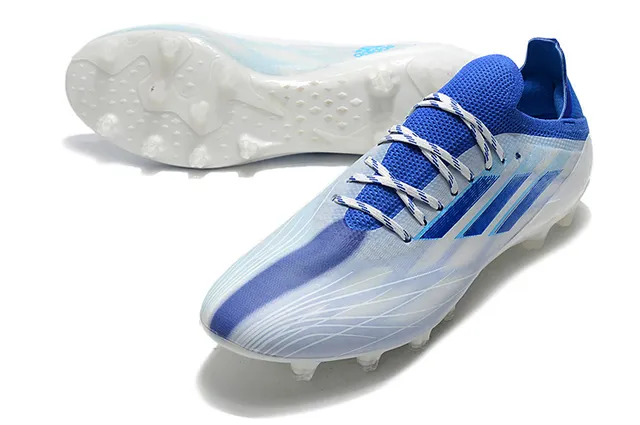 Adidas 蓝粉低帮针织面不对称系带硬地足球鞋 9