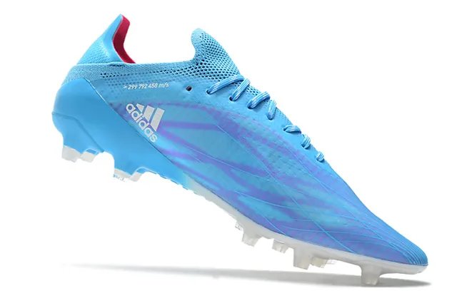 Adidas 蓝粉低帮针织面不对称系带硬地足球鞋 12