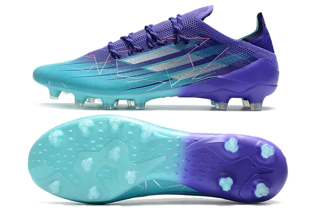 Adidas 蓝粉低帮针织面不对称系带硬地足球鞋 17