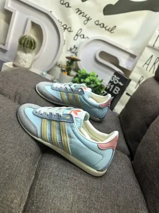 Adidas Blue Pink Low-Top Three-Stripe Side Panel Lifestyle Sneakers 7