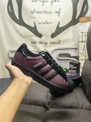 Adidas 酒红色 黑色 Shell-Toe Three-Stripe Lifestyle Sneakers 5