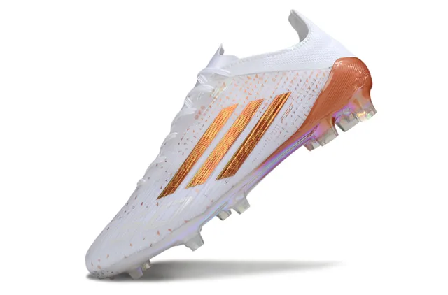 Adidas F50 Blancs et orange iridescent pour terrain ferme 3