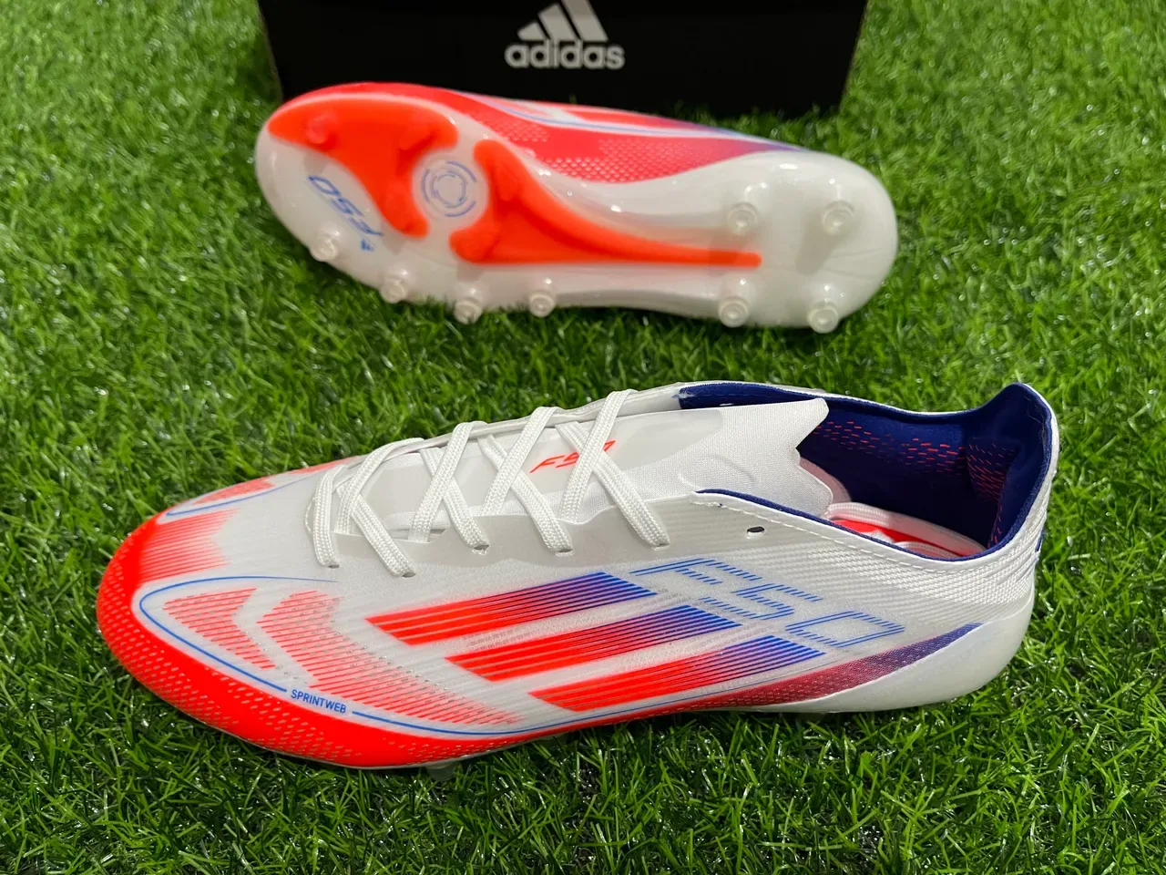 Adidas F50 Low-Cut Speed Cleat Branco Laranja Upper Sintético Textil Para terreno firme Sapatos de futebol 12