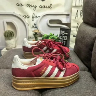 Adidas Gazelle أحمر سويدي منصة ستايل حياة حذاء رياضي