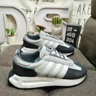 Adidas Gris Noir Rayures Triples Panneau Latéral Partie Supérieure en Matériau Mixte Chaussures Lifestyle