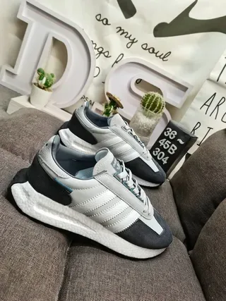 Adidas Gray Black Three-Stripe Side Panel Mixed-Material Upper Lifestyle Sneakers 9