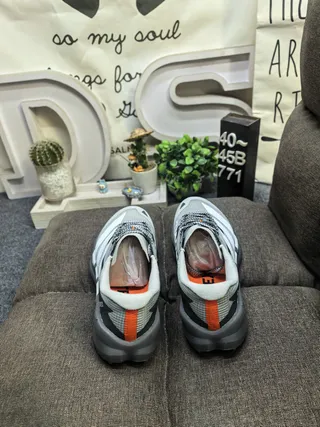 Adidas Gray White Mesh Upper Three-Stripe Side Panel Running Shoes 8