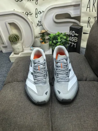 Adidas Gray White Mesh Upper Three-Stripe Side Panel Running Shoes 10