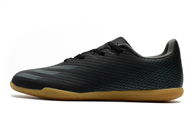 Adidas أحذية كرة قدم داخلية أخضر بنفسجي وجهة نسيجية منخفضة القطع رباط غير متماثل 14