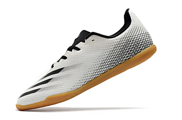 Adidas أحذية كرة قدم داخلية أخضر بنفسجي وجهة نسيجية منخفضة القطع رباط غير متماثل 16