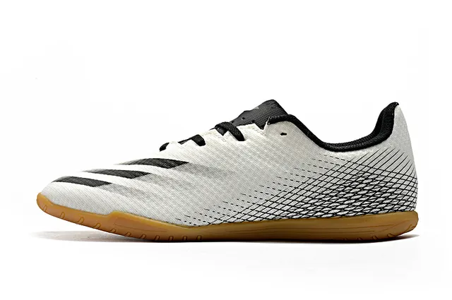 Adidas أحذية كرة قدم داخلية أخضر بنفسجي وجهة نسيجية منخفضة القطع رباط غير متماثل 21