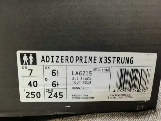 Chaussures de running Adidas Lightstrike Pro noir et blanc avec tige en mesh engineered et semelle intermédiaire sculptée 2