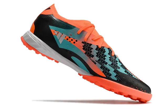 Adidas أحذية كرة القدم للعشب الاصطناعي برتقالي أسود upper منخفض القطع من نسيج شبكي نظام الرباط غير متماثل 14