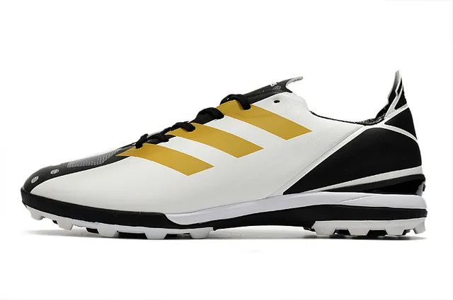 Adidas Zapatillas de fútbol para césped artificial de color naranja y negro con upper de sintético, cordones asimétricos y corte bajo 8