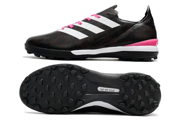 Adidas Zapatillas de fútbol para césped artificial de color naranja y negro con upper de sintético, cordones asimétricos y corte bajo 14