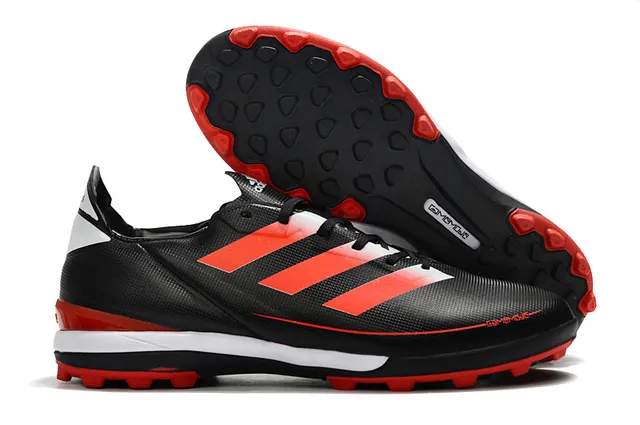 Adidas Zapatillas de fútbol para césped artificial de color naranja y negro con upper de sintético, cordones asimétricos y corte bajo 20
