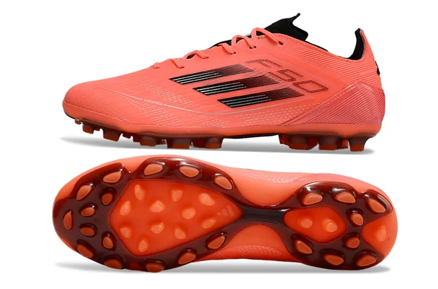 Adidas 橙黑 纹理合成革鞋面 三条纹 钉鞋 6