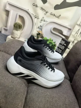 Adidas Chaussures Lifestyle Rose Noir Upper Texturé en Vague Semelle Médiane Sculptée Blanche 9