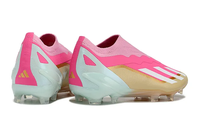 Adidas أحذية كرة القدم وردي ذهبي منخفض القطع مع ملائمة الجوارب في الجزء العلوي مع نمط موجات مصنوع من المواد الاصطناعية مع قفص للأرضية الصلبة 5