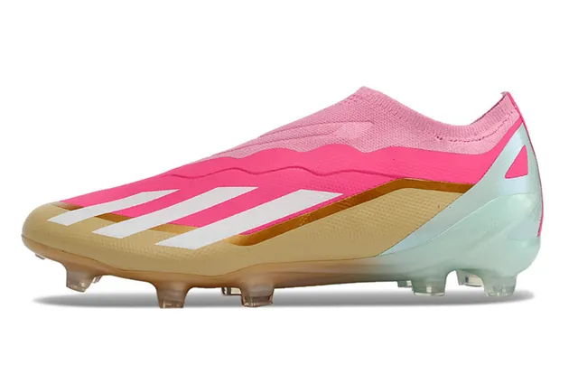 Adidas أحذية كرة القدم وردي ذهبي منخفض القطع مع ملائمة الجوارب في الجزء العلوي مع نمط موجات مصنوع من المواد الاصطناعية مع قفص للأرضية الصلبة 7