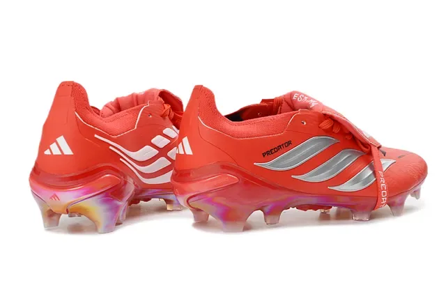 Adidas Predator Accuracy Sapatos de Futebol Vermelho Prata Iridescente Campo Firme 5