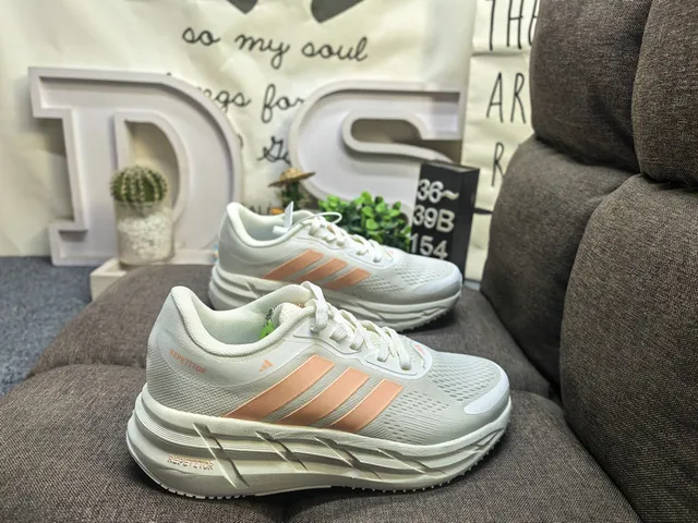 Adidas Repetitor Tênis de corrida pretos e cobre 11