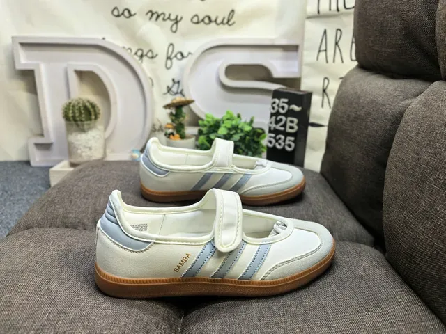 Adidas Samba Off-White Black Gum Zapatillas Lifestyle 11